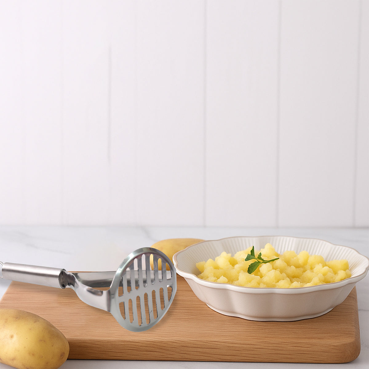 Supermom Stainless Steel Potato Masher With Stylish Handle (1 Pc)