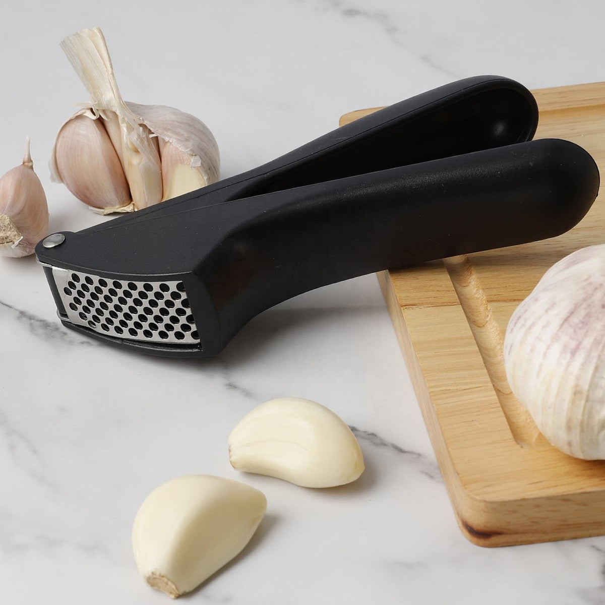 Manual Garlic Press Crusher Tool (1 Pc)
