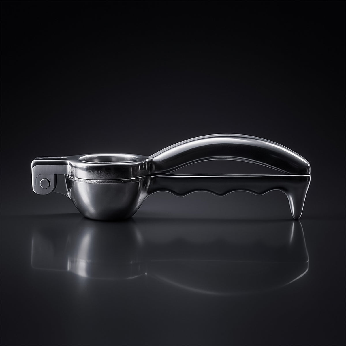 Supermom Aluminum Lemon Squeezer (1 Pc)